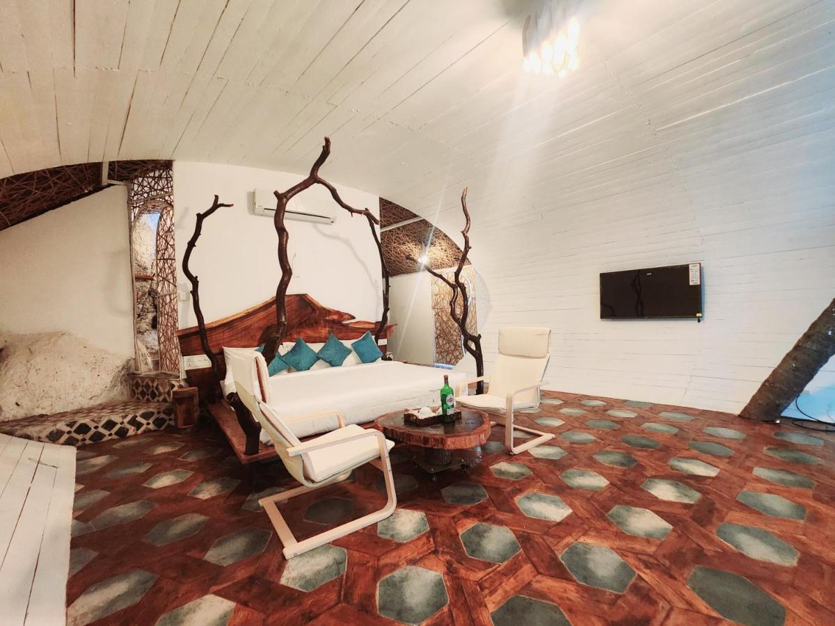 Obrigado By Craftels Hotell Canaguinim Eksteriør bilde