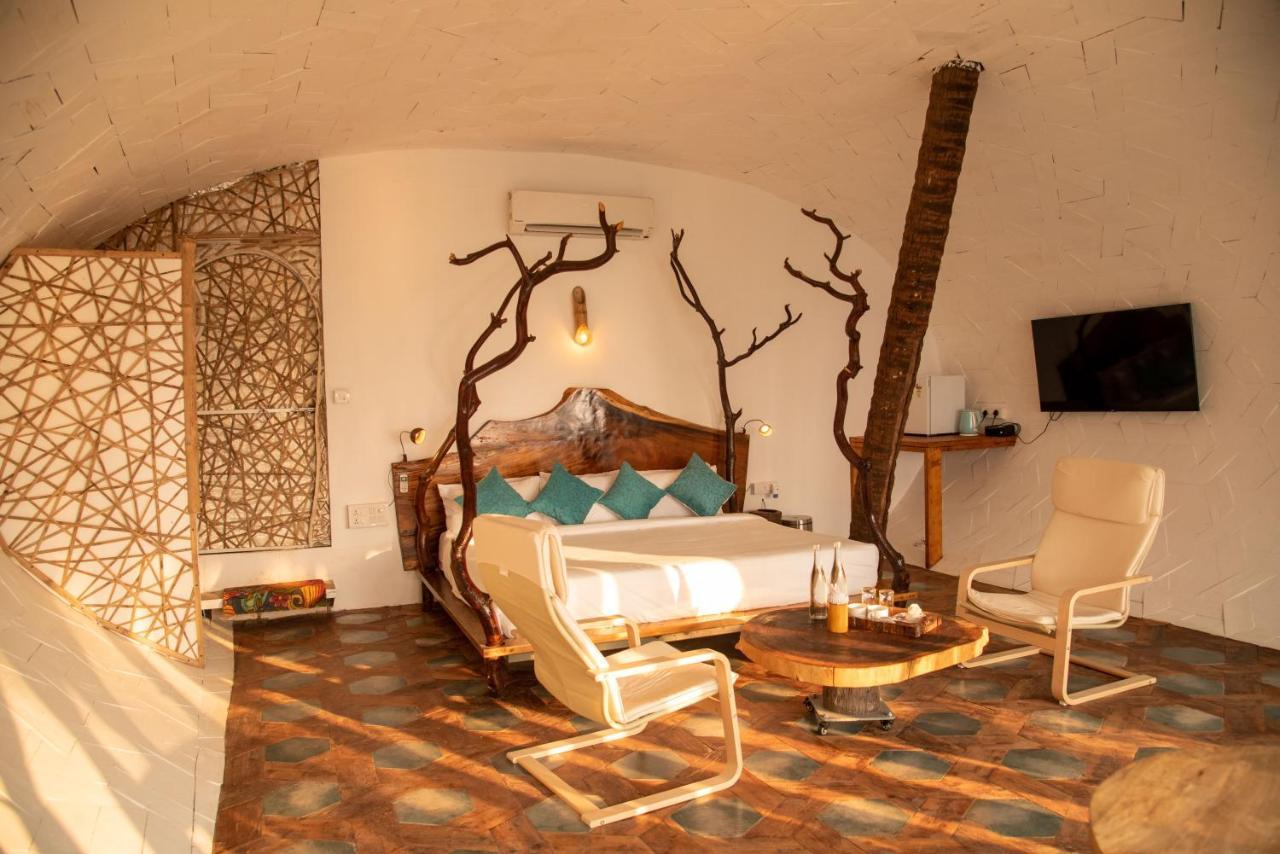 Obrigado By Craftels Hotell Canaguinim Eksteriør bilde